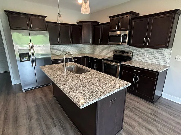 906 Recurve Ct — Photo 8