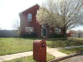 1st image of 1300 Colby Dr