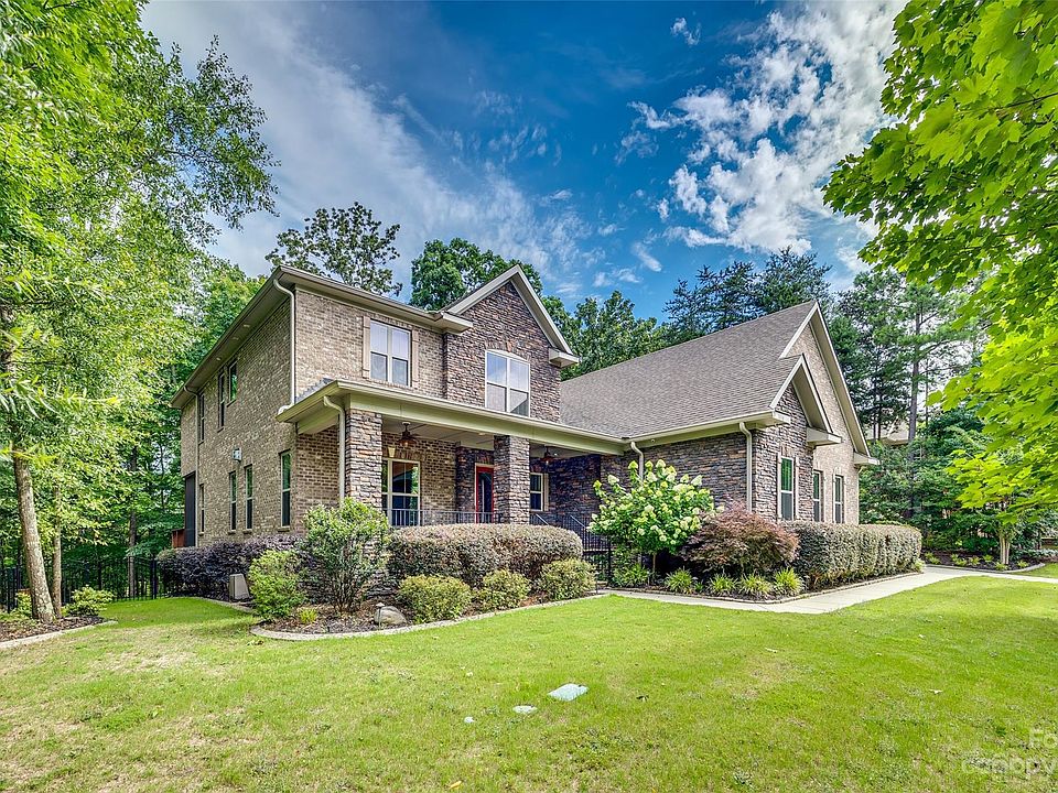 1st image of 16140 Calverie Ct