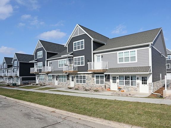 4th image of 400 W Saint Joseph St #166