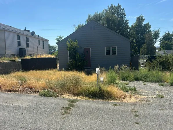 402 E 5th Ave, Kennewick, WA 99336