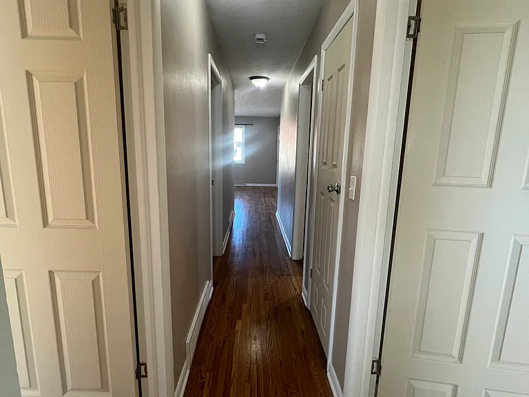 2214 Florence St — Photo 16