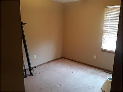 4th image of 2530 Candle Crest Cir