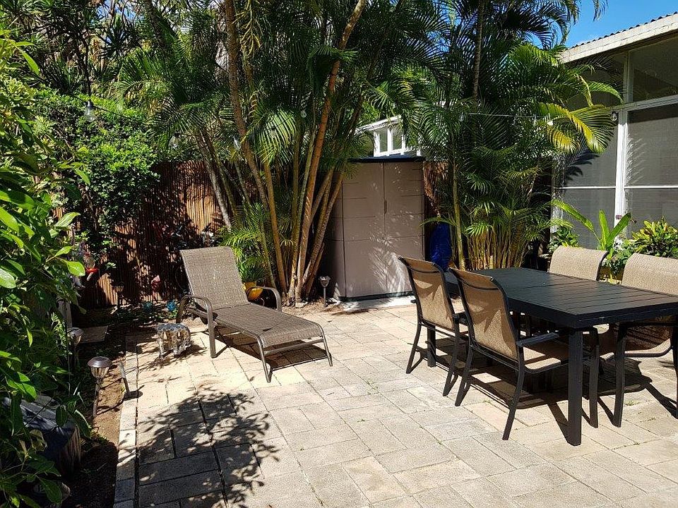1st image of 4825B Kahala Ave #2