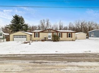 86 Vantine Ave, Alburgh, VT 05440