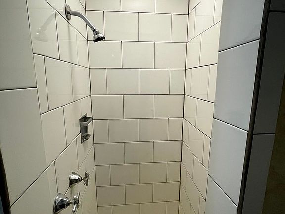 5th image of 4840 S State St #1