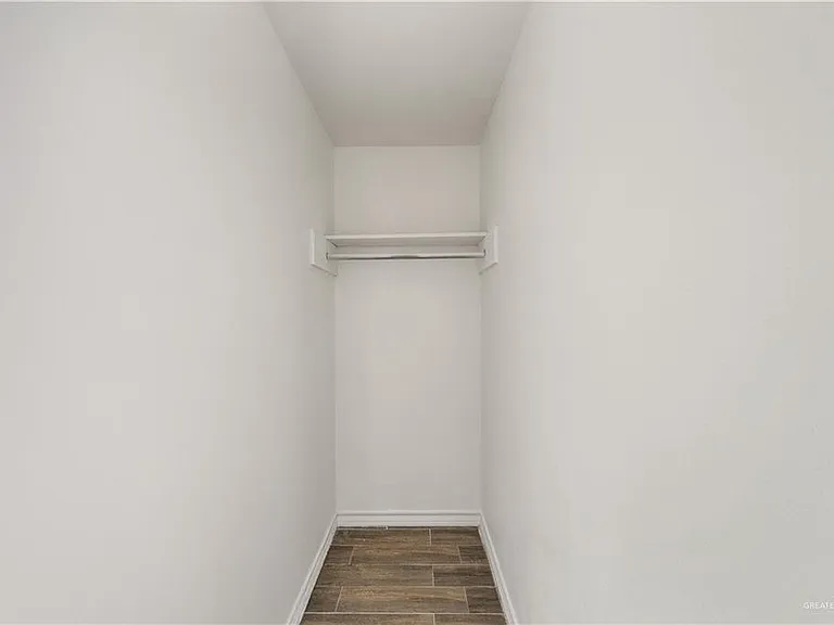 211 Gastel Cir #4 — Photo 10