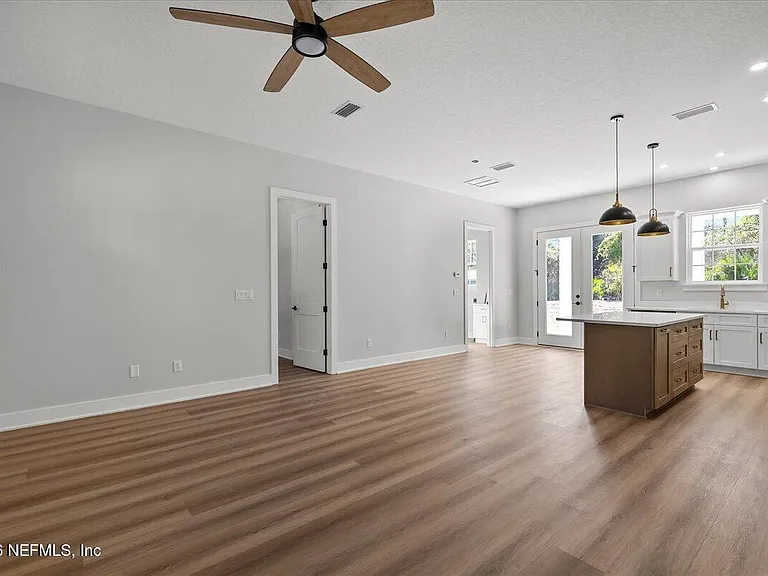 543 Palmetto Bluff Rd — Photo 9