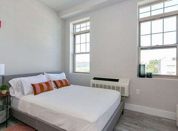 3rd image of 70 Ashburton Ave #5G