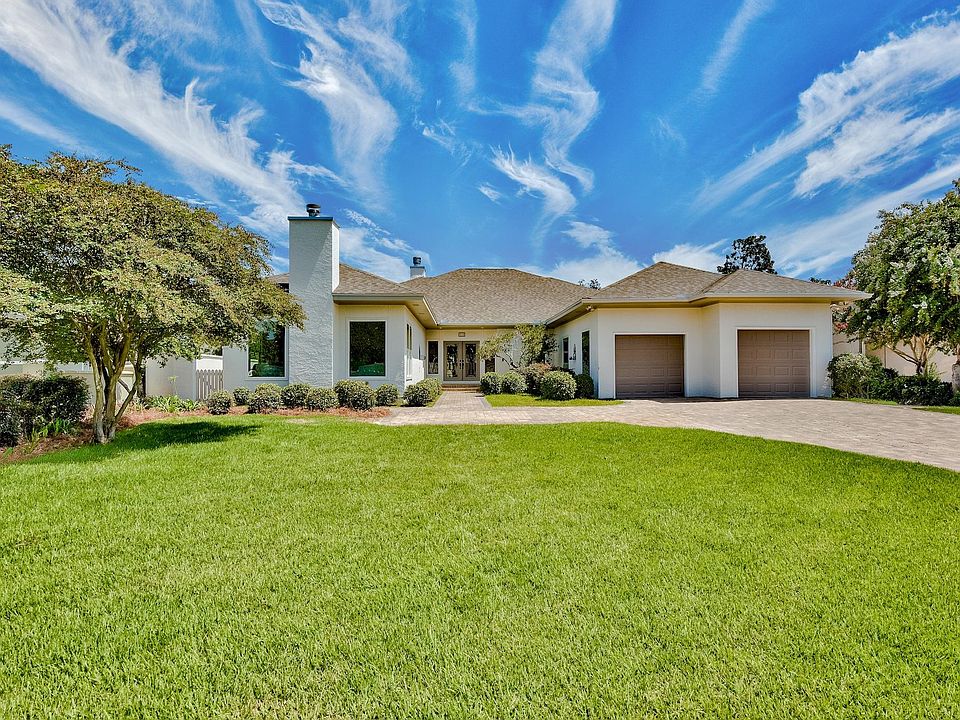 1st image of 913 Cobia Dr
