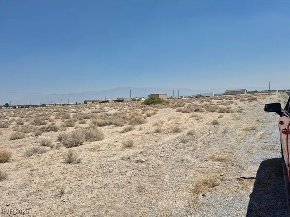 2360 Shirley St, Pahrump, NV 89048