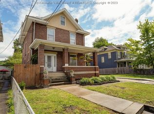 1526 Lee St E, Charleston, WV 25311