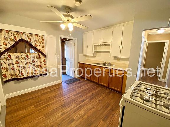 5th image of 1057 E Granada Ct