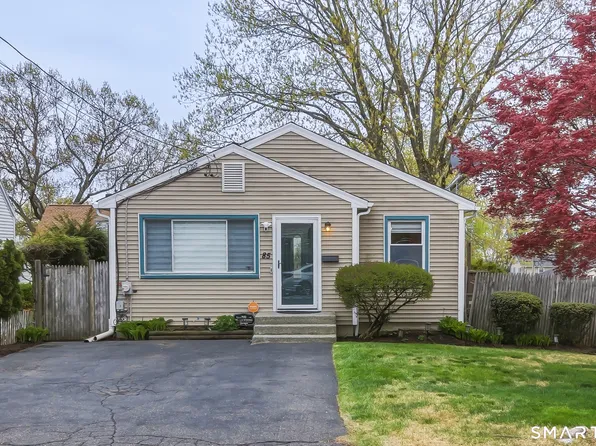 81 Dodd Avenue, Bridgeport, CT 06606