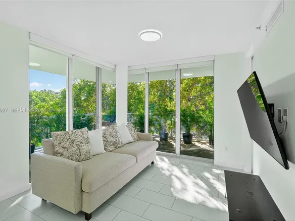 720 NE 62nd St APT 311, Miami, FL 33138