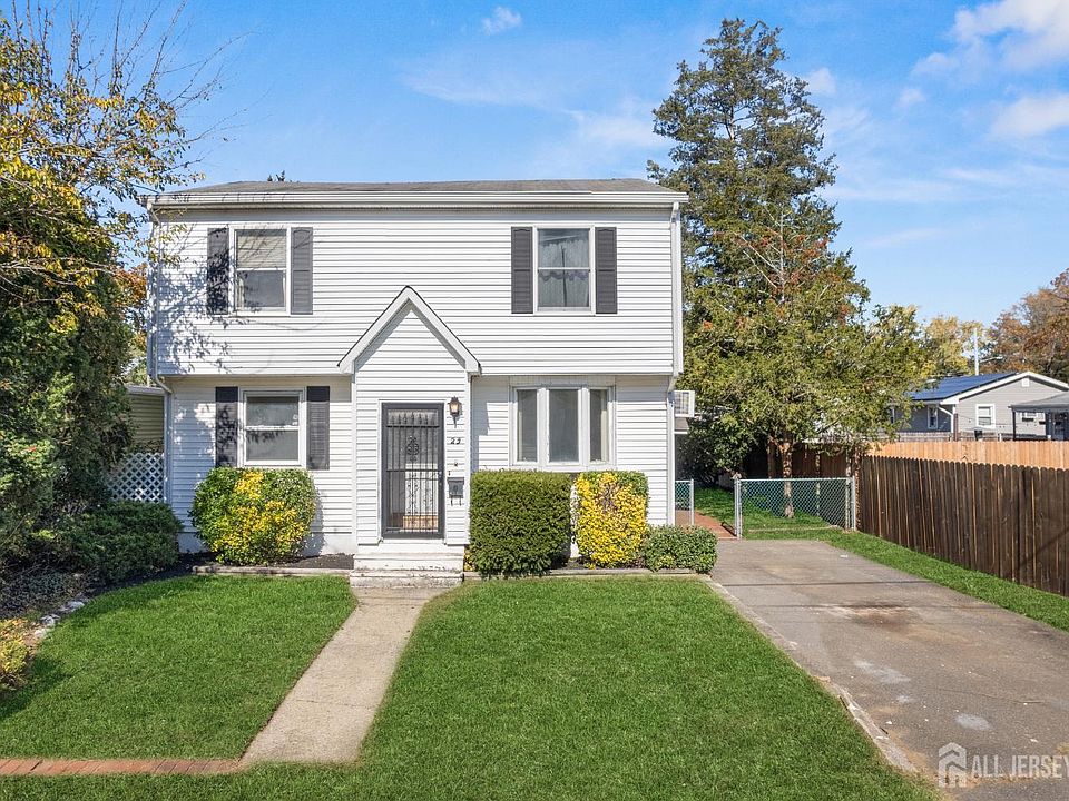 1st image of 25 Evergreen St