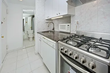 Rented by Nolita Group