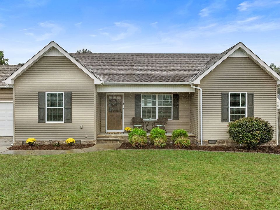 1st image of 216 Williamsburg Cir