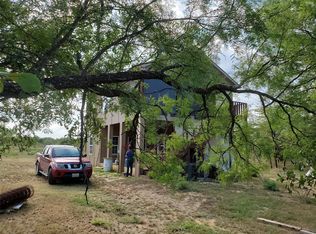 350 Brandon Ln, Chico, TX 76431