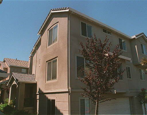 1st image of 117 Phoenix Ct Unit 117