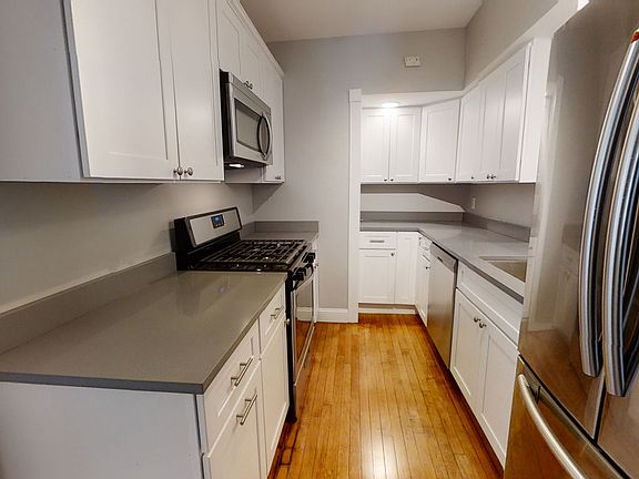 2nd image of 311 Harrison St #2W