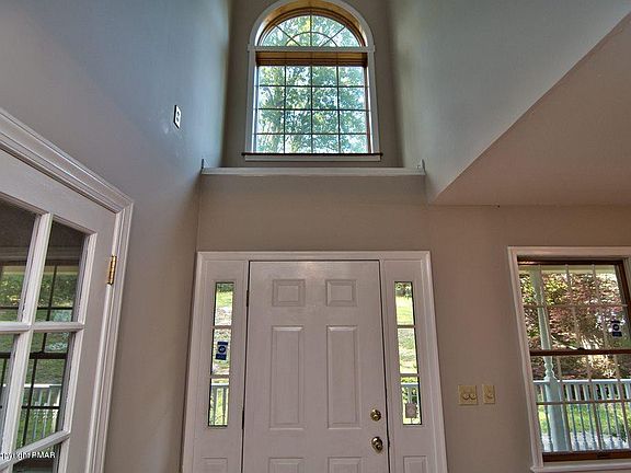 4th image of 287 Harvest Hill Dr