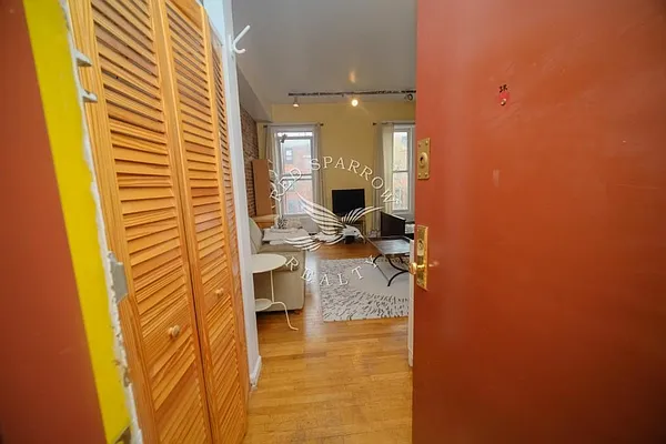 Rented by Red Sparrow Realty Group | media 11