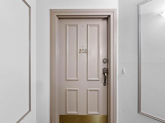2nd image of 1033 Wilton Royal Dr APT 205