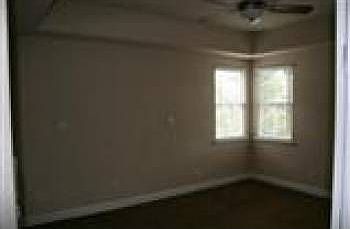 2nd image of 1745 Montrose Ln