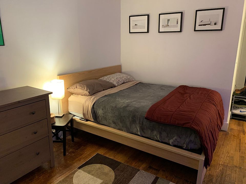 1st image of 1338 Willoughby Ave APT 1E