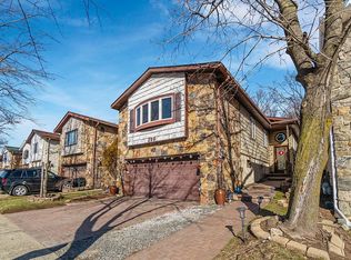 299 Tanglewood Dr, Staten Island, NY 10308