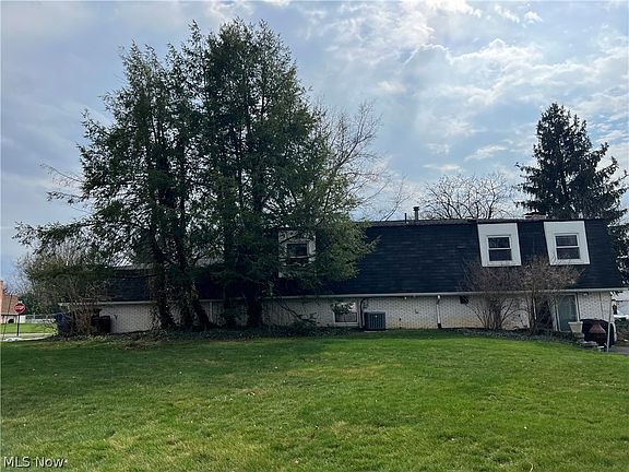 5th image of 1580 Reed St