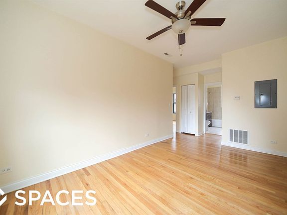 2nd image of 841 W Cornelia Ave #Unt845-2e