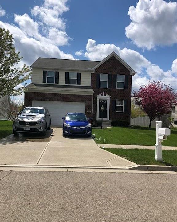 1st image of 815 Cliffside Dr