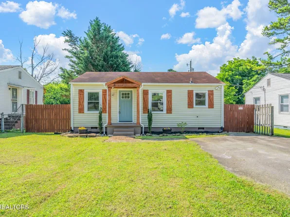 2730 Carson Ave, Knoxville, TN 37917