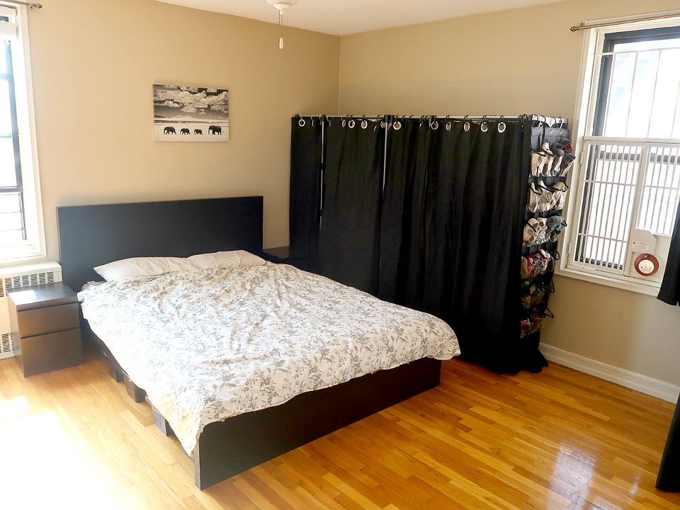 Large master bedroom