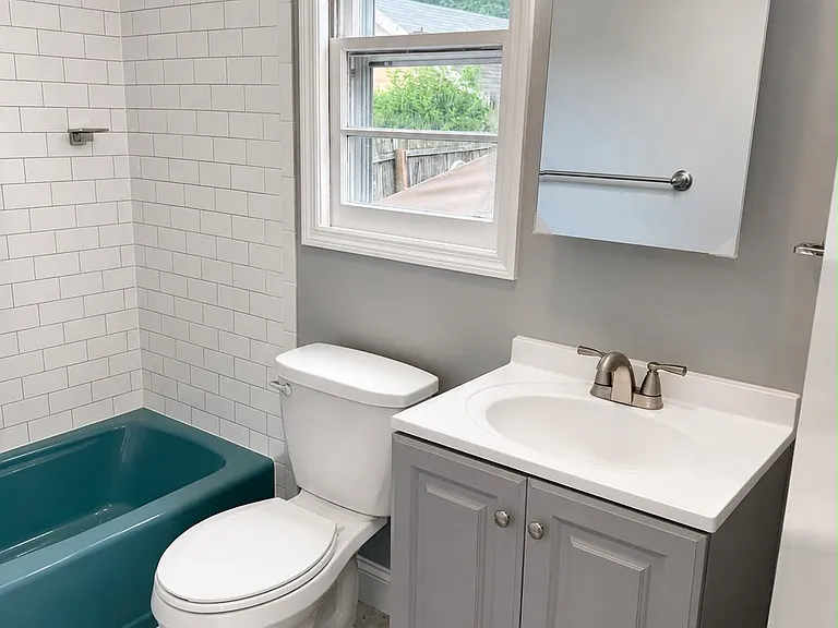 542 Ringwood Ave #A — Photo 3