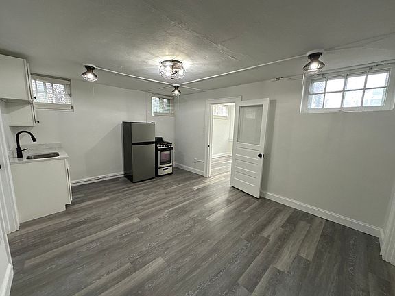 2nd image of 2316-2320 N High St #2316