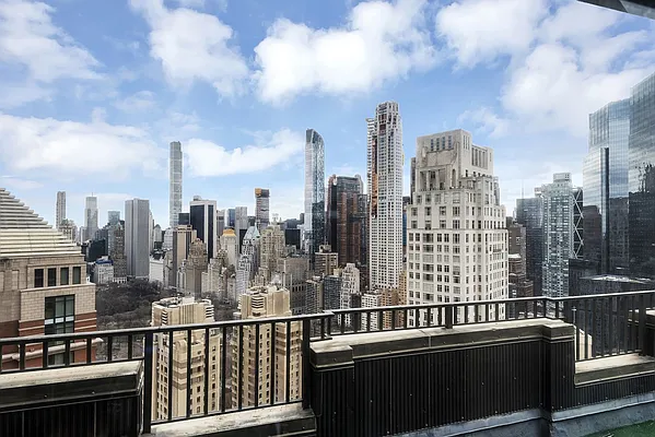 Sold by Corcoran | media 15