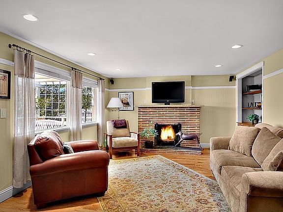 Light filled living room