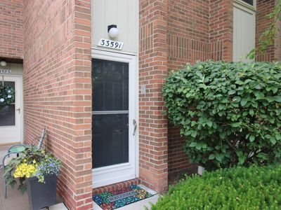 33591 Pondview Cir #117, Livonia, MI, 48152