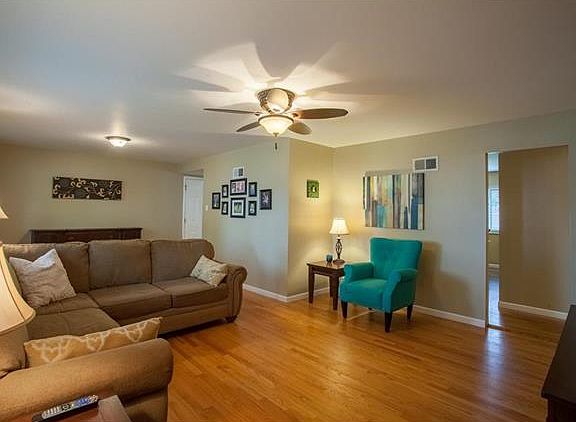 3rd image of 6127 Savio Dr