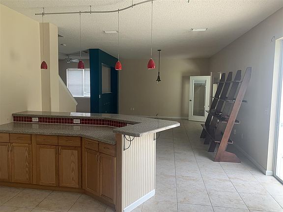 5th image of 57 Ryland Dr