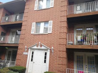 1712 Sable Ln FL 3RD, Mount Prospect, IL 60056