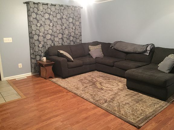 3rd image of 220 Kadies Ln