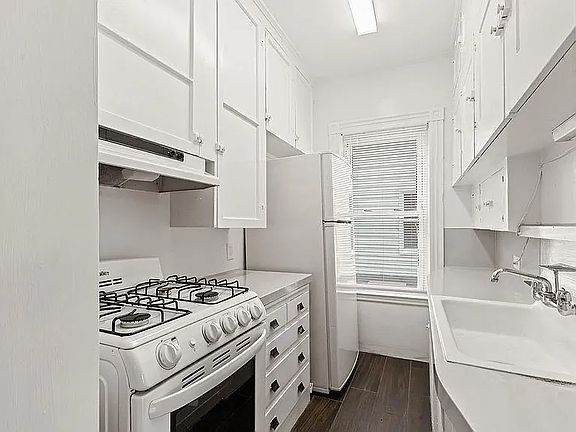 2nd image of 229 Cory St #1