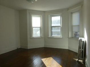 120 Warren St APT 15, Brighton, MA 02135