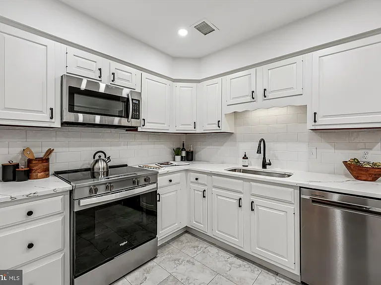 8101 Connecticut Ave #S307 — Photo 7