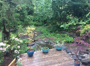 1626 Vine Maple Ln, Camano Island, WA 98282