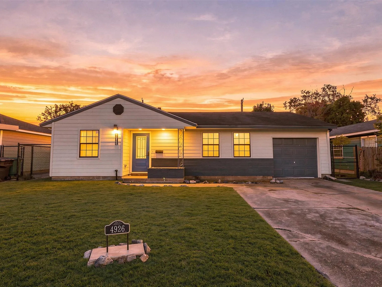 3 bed, 2.0 bath, 1288 sqft, $1,775 — Photo 1